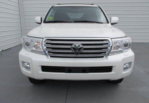  Toyota Land cruiser 2015 for sale, Contact WhatsApp:+971527840706 