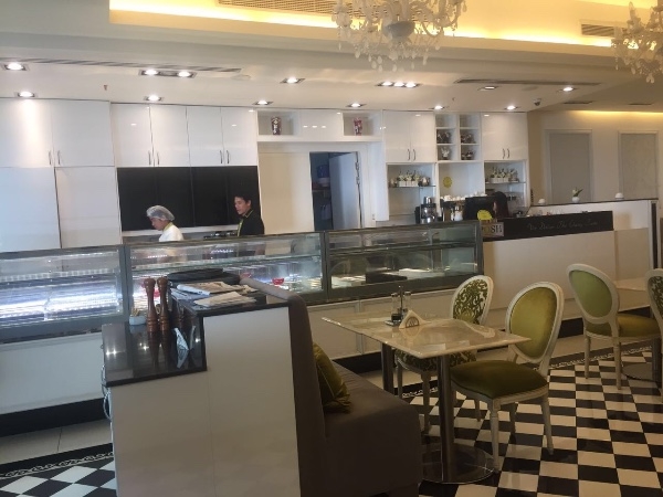 مطعم ومقهى للبيع في دبي شارع مركز المالي