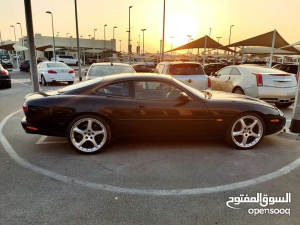 جاكوار  XKR  كلاسيك كوبيه 