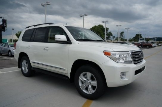 Perfectly Used 2014 Toyota Land Cruiser for sale